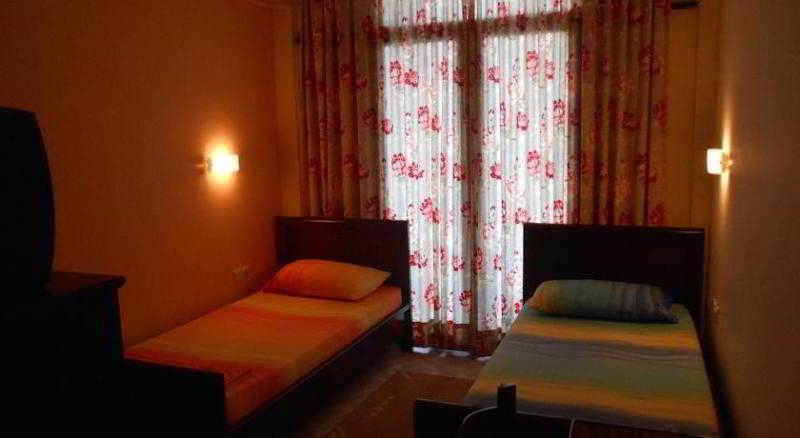 Hotel Ari Sarande Ngoại thất bức ảnh